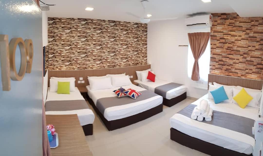 Teruntum 96 Guest House Kuantan Exterior foto