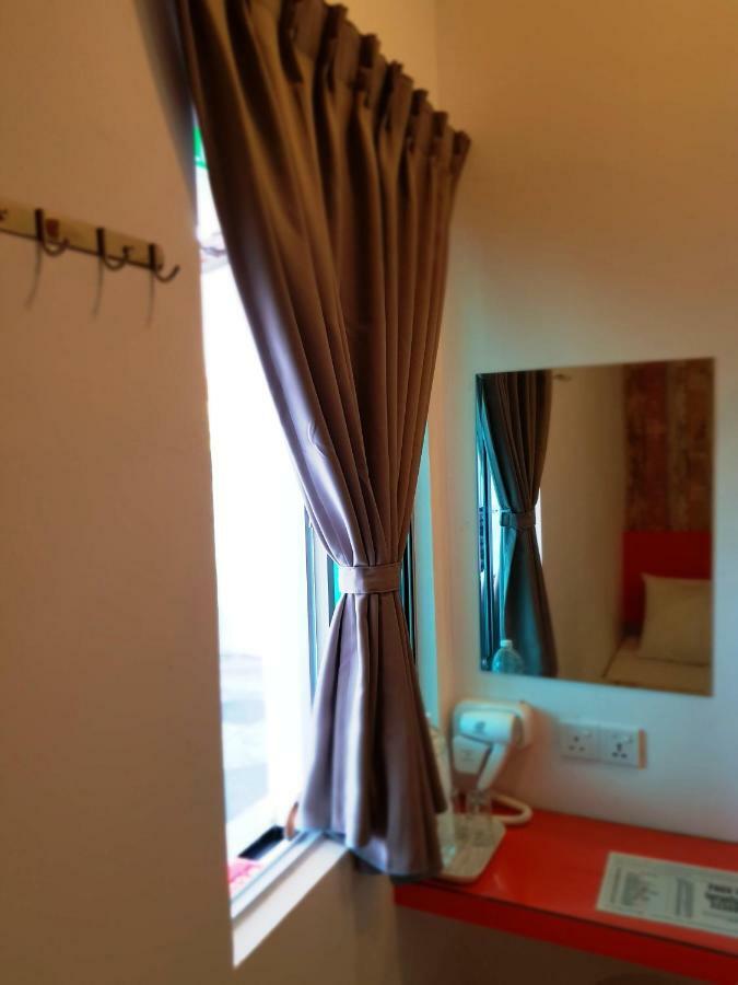 Teruntum 96 Guest House Kuantan Exterior foto