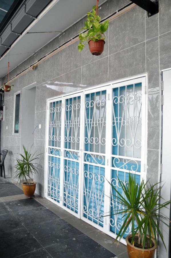 Teruntum 96 Guest House Kuantan Exterior foto